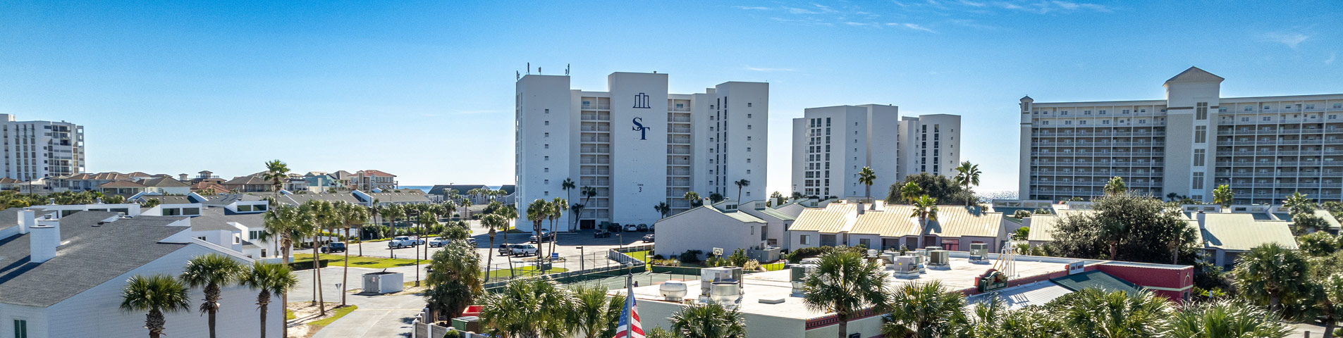 Shoreline Towers Gated entrance